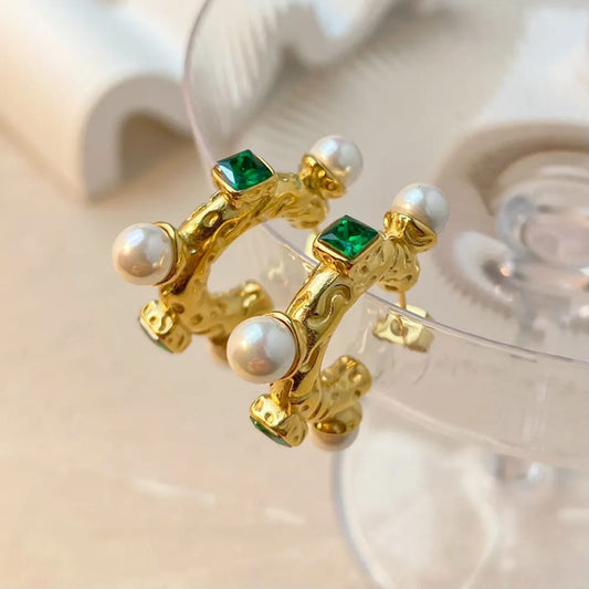 Pal's emerald Earrings