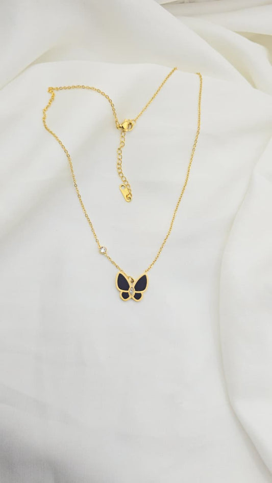 Butterfly necklace Black_white