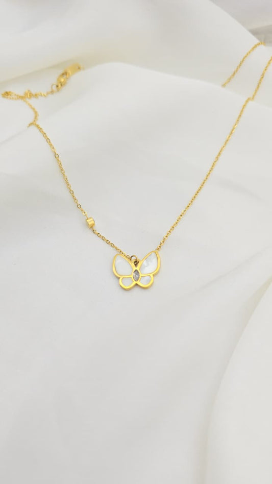 Butterfly necklace Black_white